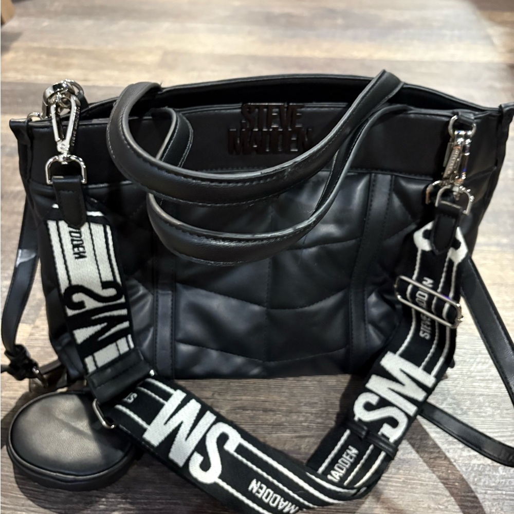 Steve Madden Black Shoulder Bag with Sporty Strap